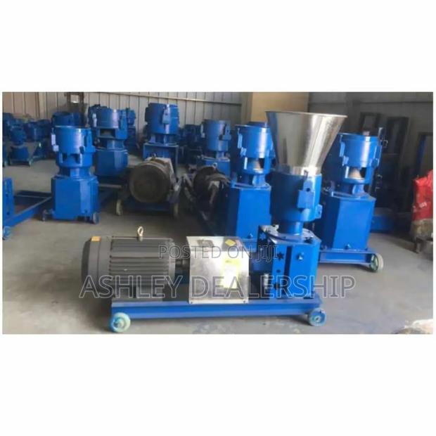 Animal Feed Palletizer - thumbnail 2