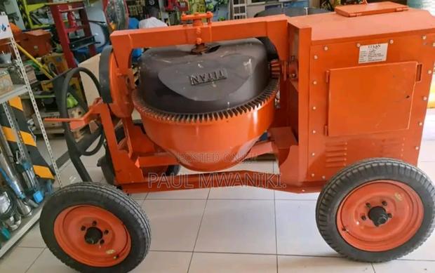 Heavy Duty Concrete Mixer - thumbnail 2