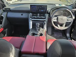 Toyota Land Cruiser 3.3 Diesel 4WD 2022 Black