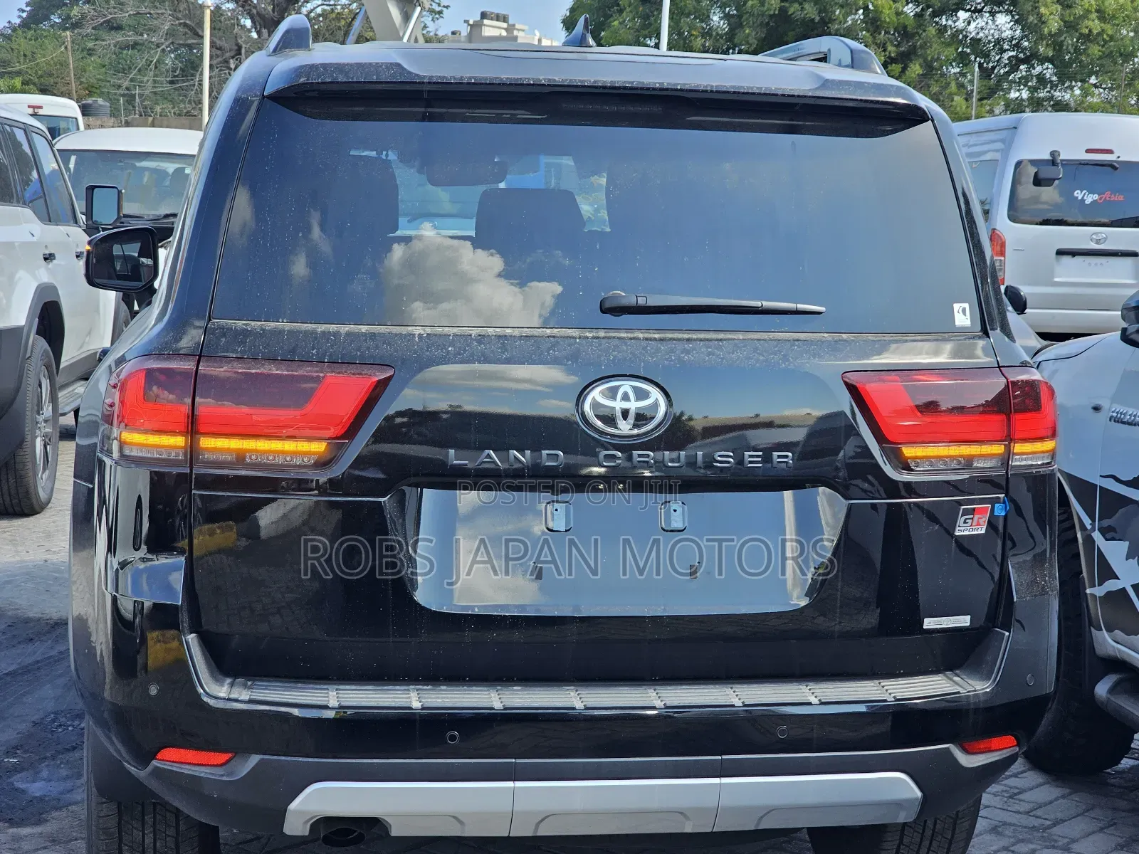 Toyota Land Cruiser 3.3 Diesel 4WD 2022 Black