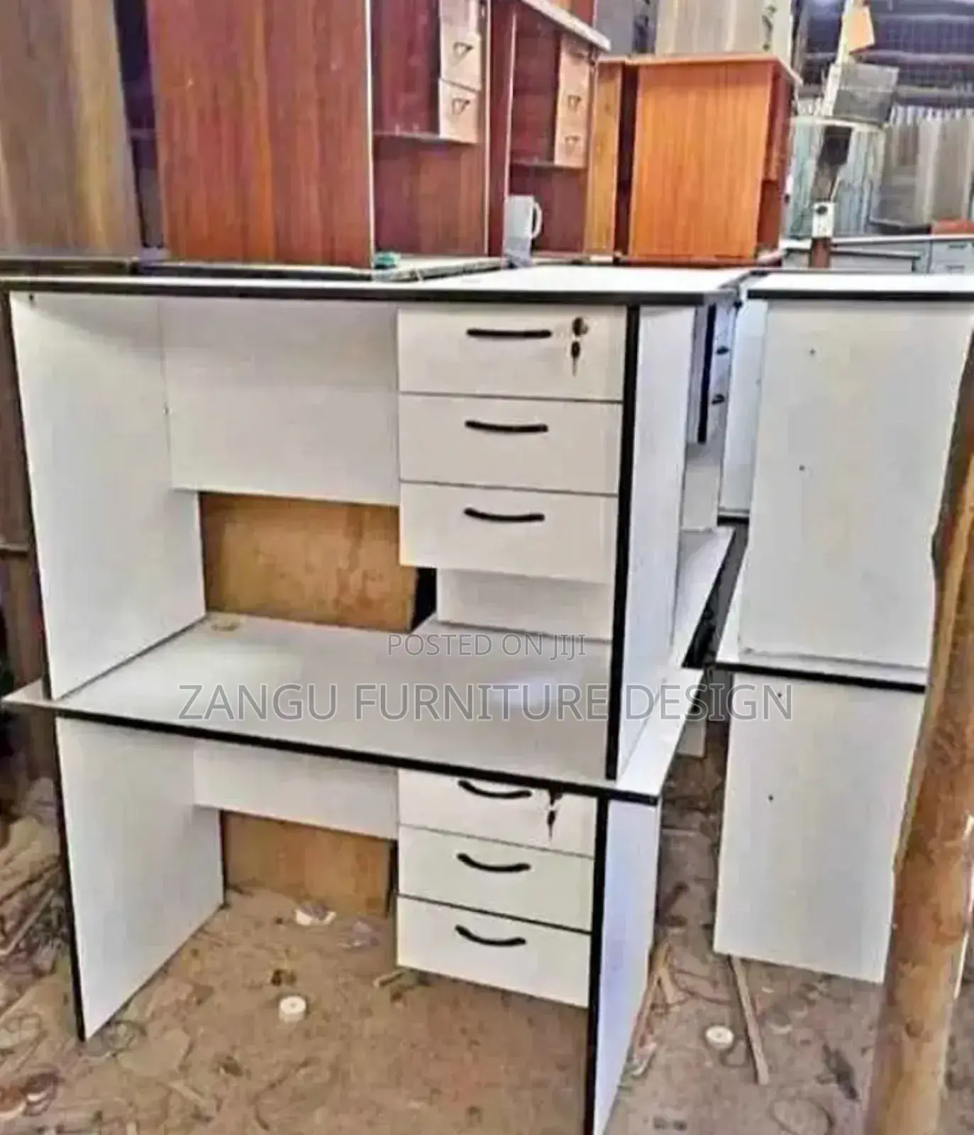 Unparalleled Office Desk