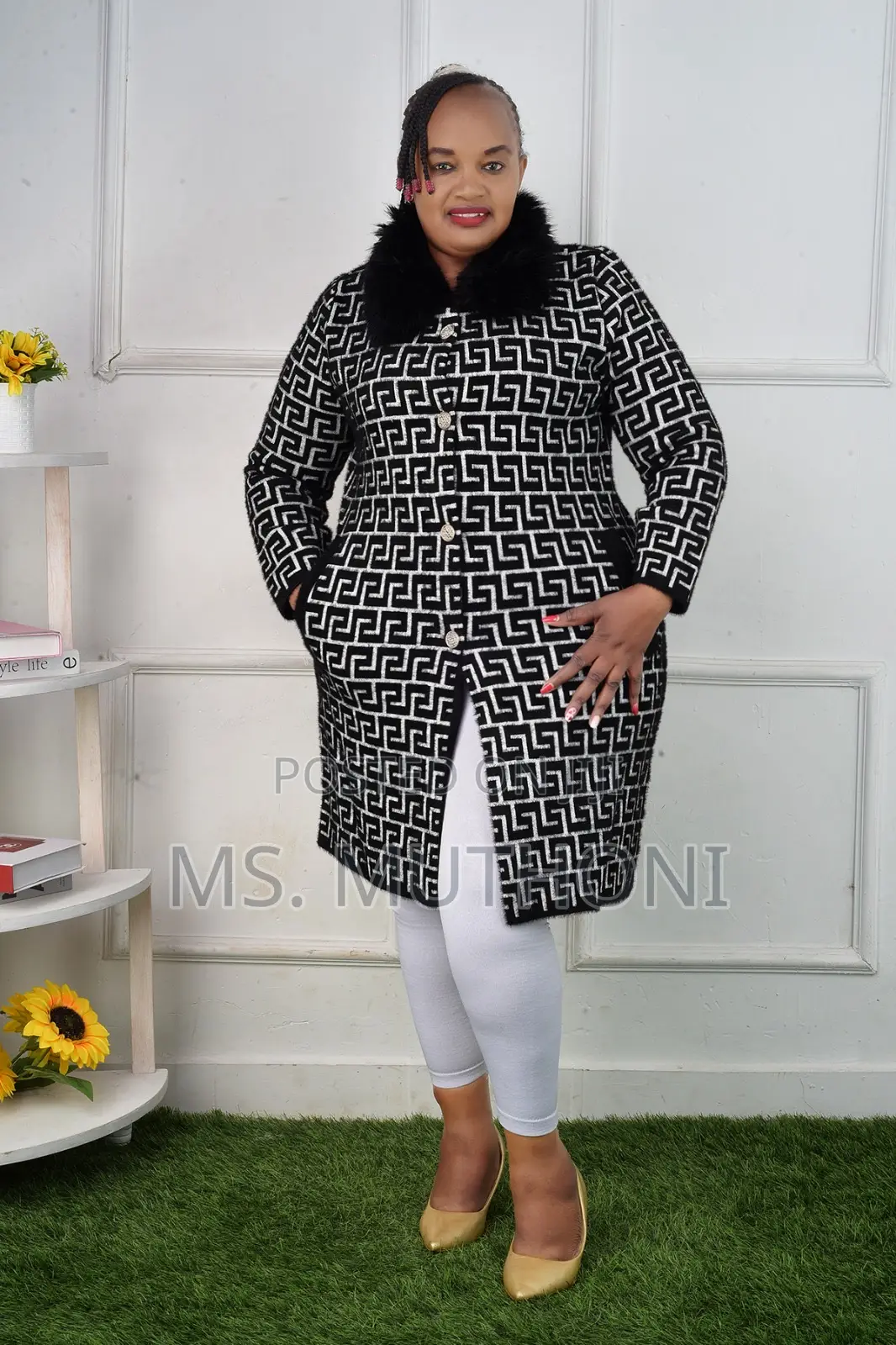 Long Fur Neck Turkey Ladies Sweaters
