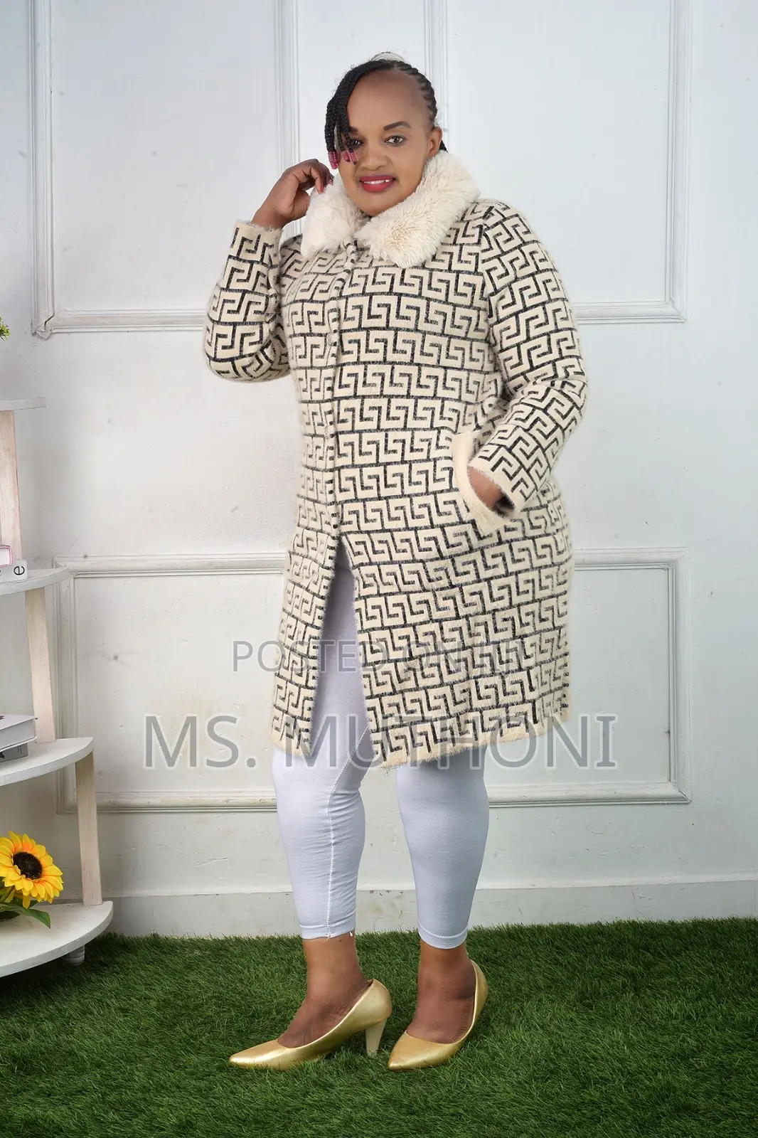 Long Fur Neck Turkey Ladies Sweaters