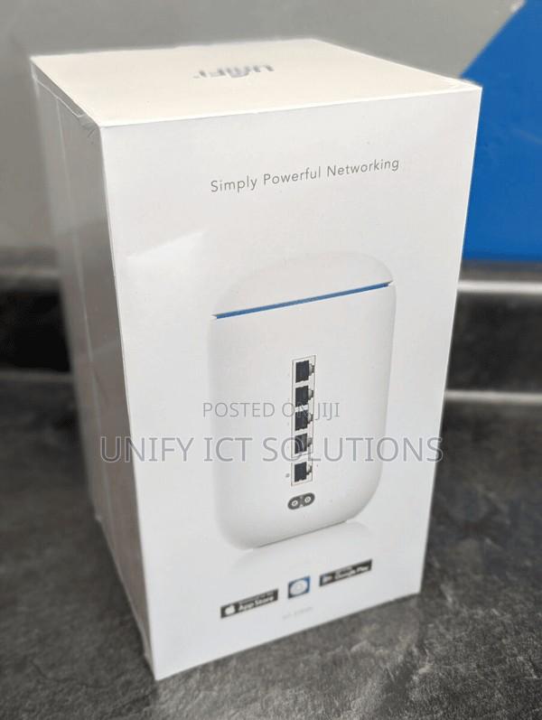 Ubiquiti Unifi Dream Machine Access Point/Switch - thumbnail 2