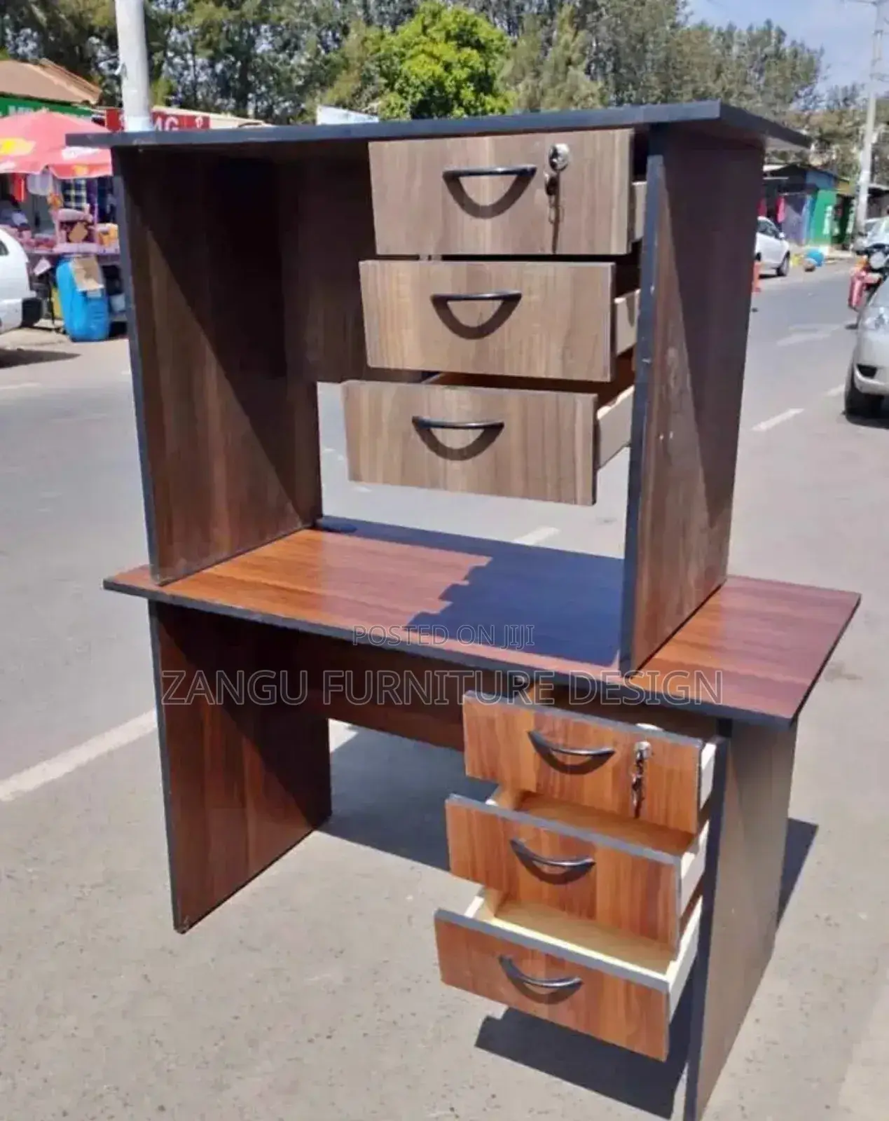 Upmarket Office Desk