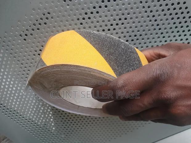 Anti- Slip Safety Tape - thumbnail 2
