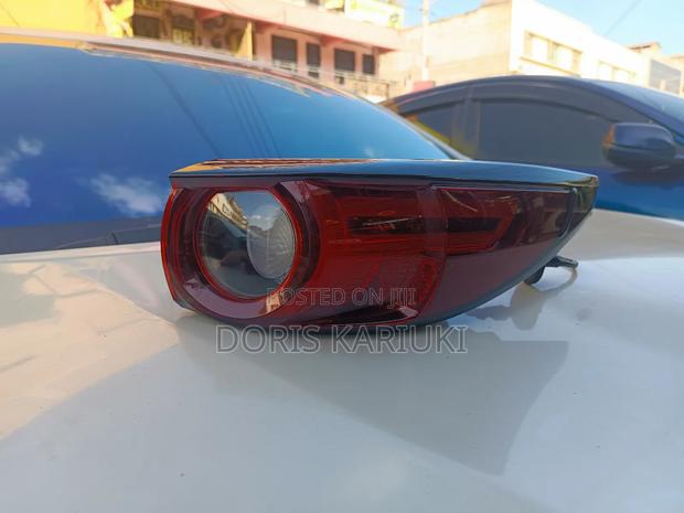 Cx-5 Taillight - thumbnail 2