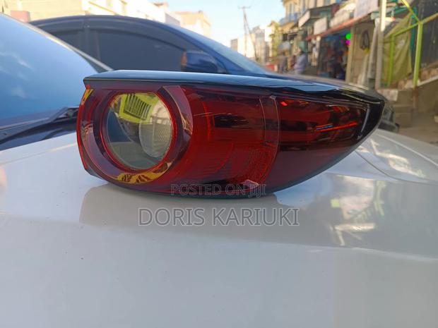Cx-5 Taillight - thumbnail 3