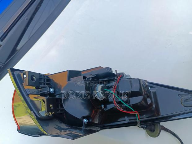 Cx-5 Taillight - thumbnail 4