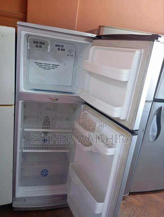 Unique Lg Refrigerator 250l - thumbnail 2