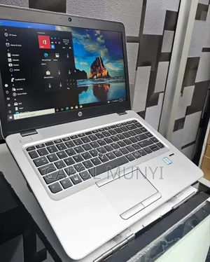 New Laptop HP EliteBook 820 G3 8GB Intel Core i5 SSD 256GB