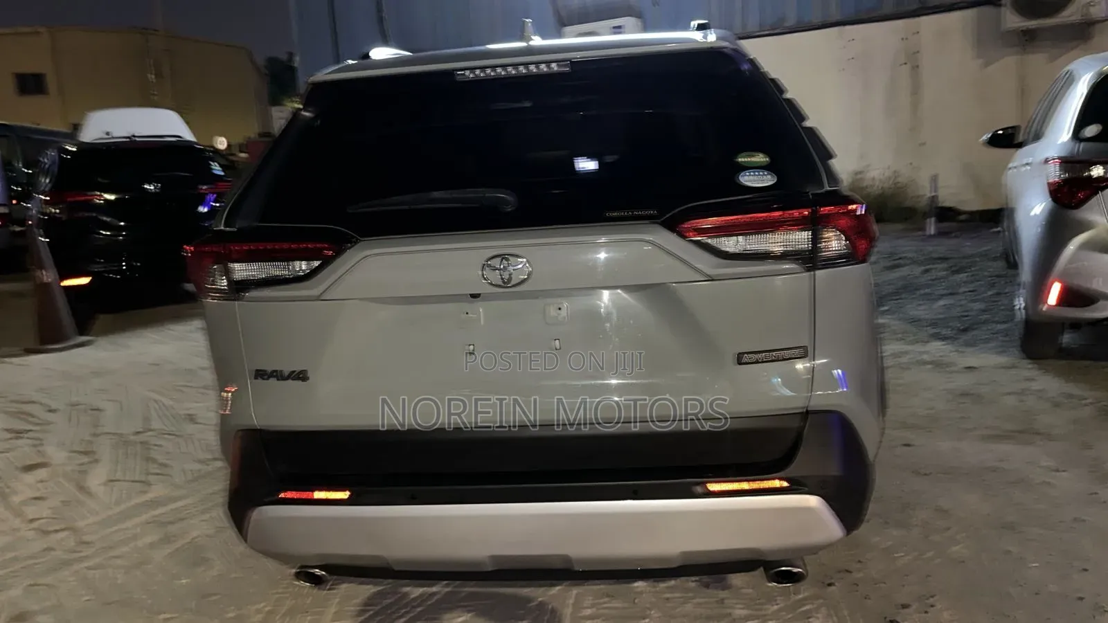Toyota RAV4 2022 Green