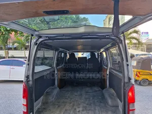 Toyota HiAce 2017 Grey