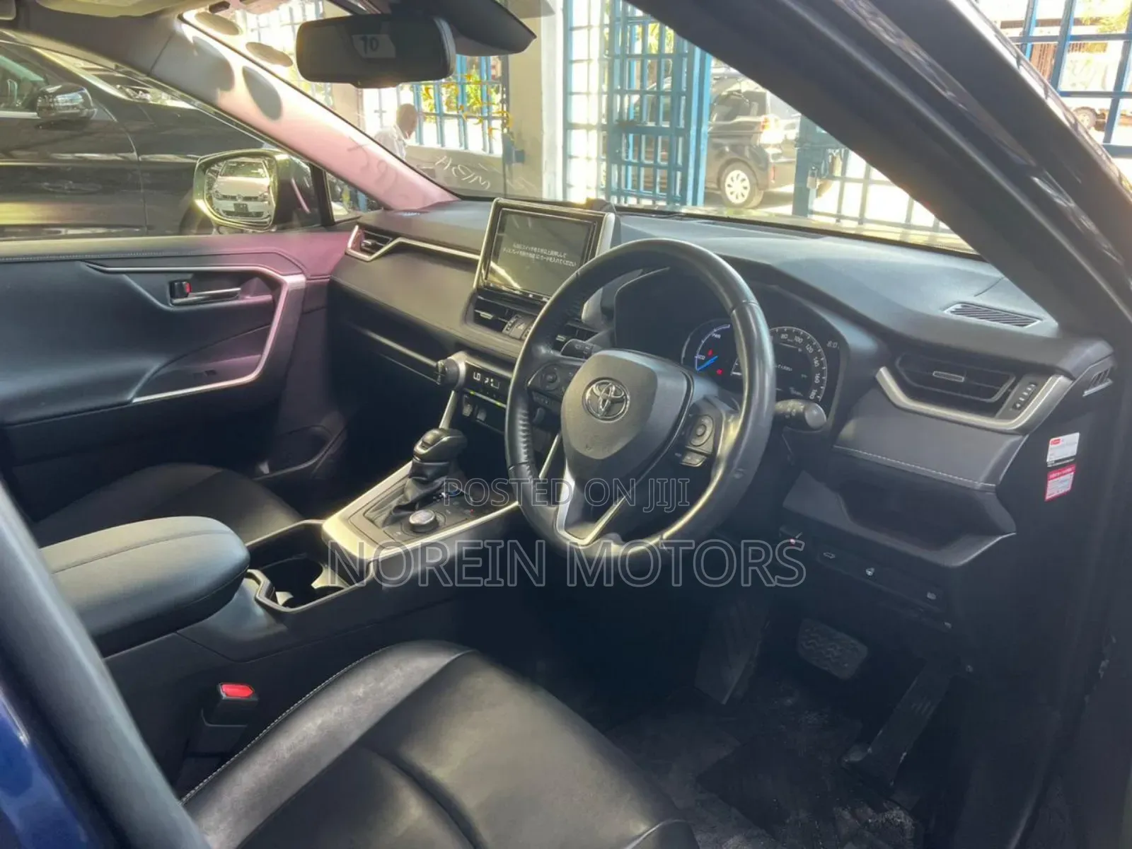 Toyota RAV4 2020 Blue