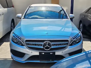 Mercedes-Benz C250 2017 Ivory