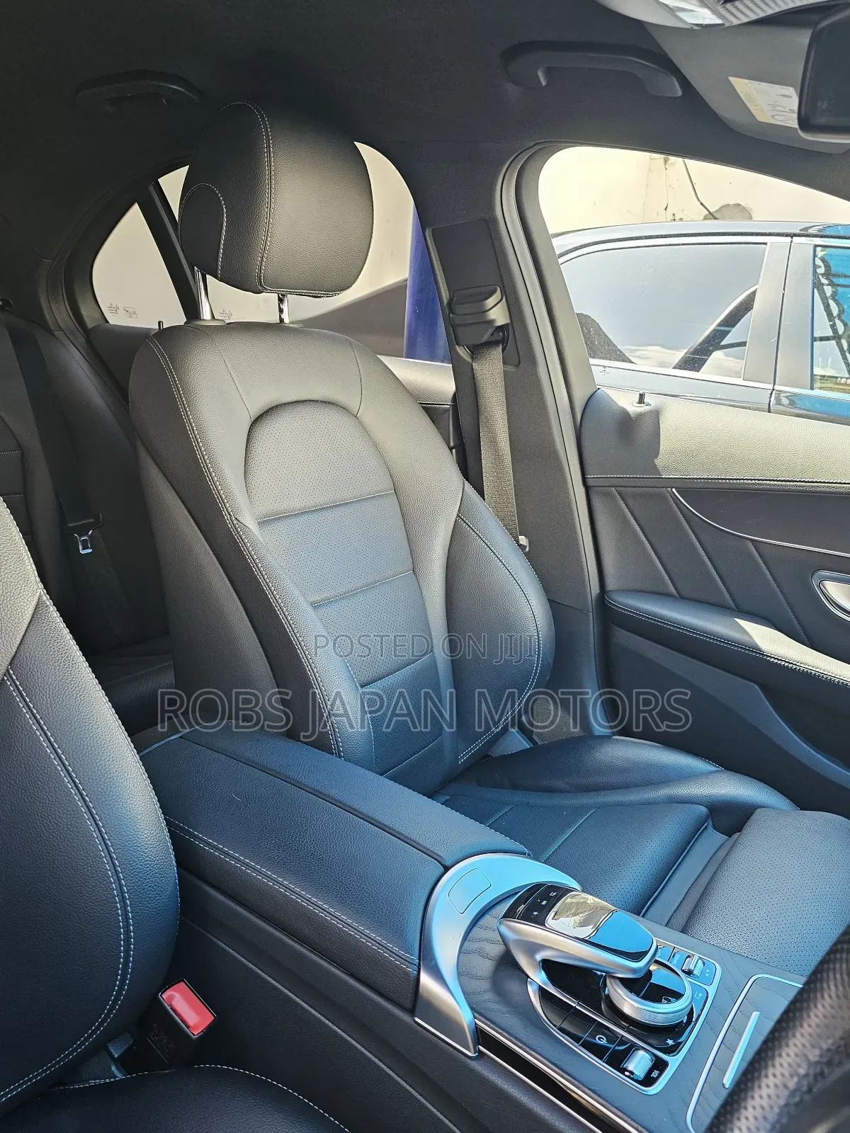 Mercedes-Benz C250 2017 Ivory