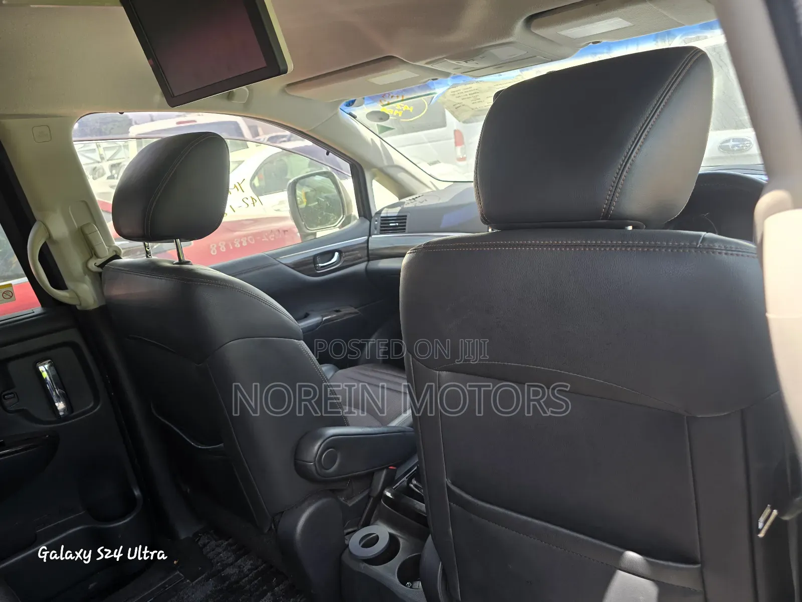 Nissan Elgrand 2017 Brown