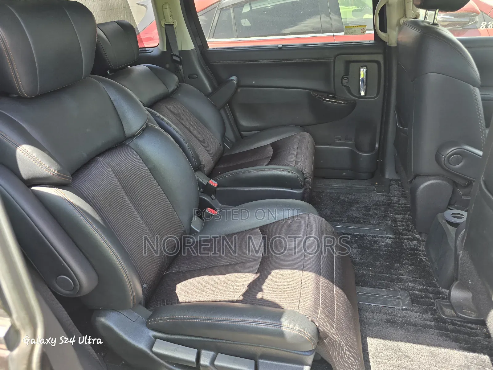 Nissan Elgrand 2017 Brown