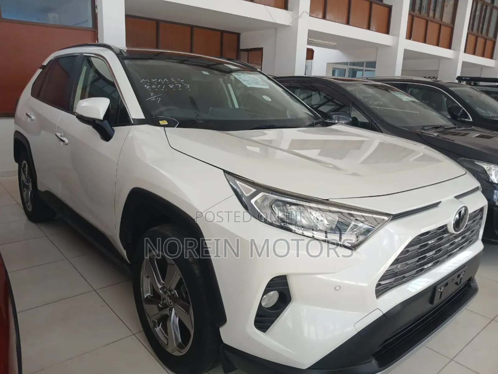 Toyota RAV4 2020 Off white