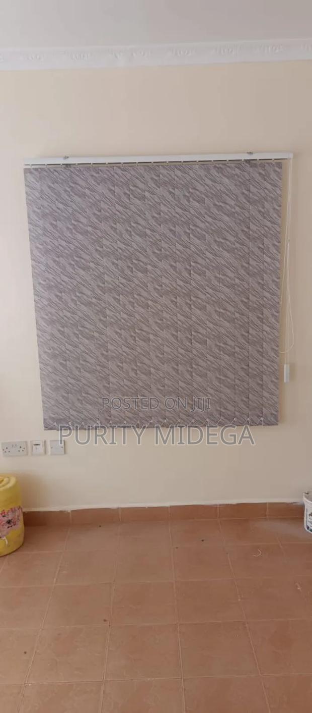 Blinds Blinds - main view