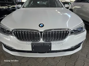 BMW 530i 2017 Off white
