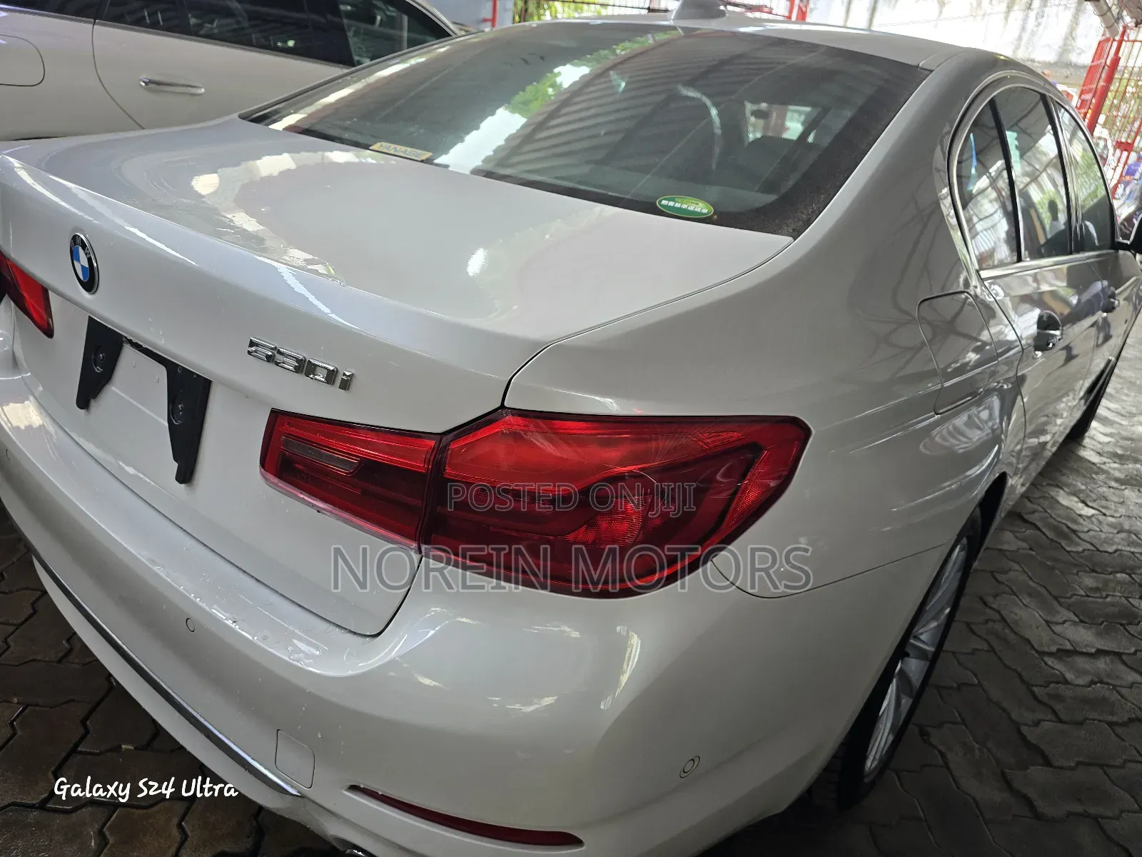 BMW 530i 2017 Off white