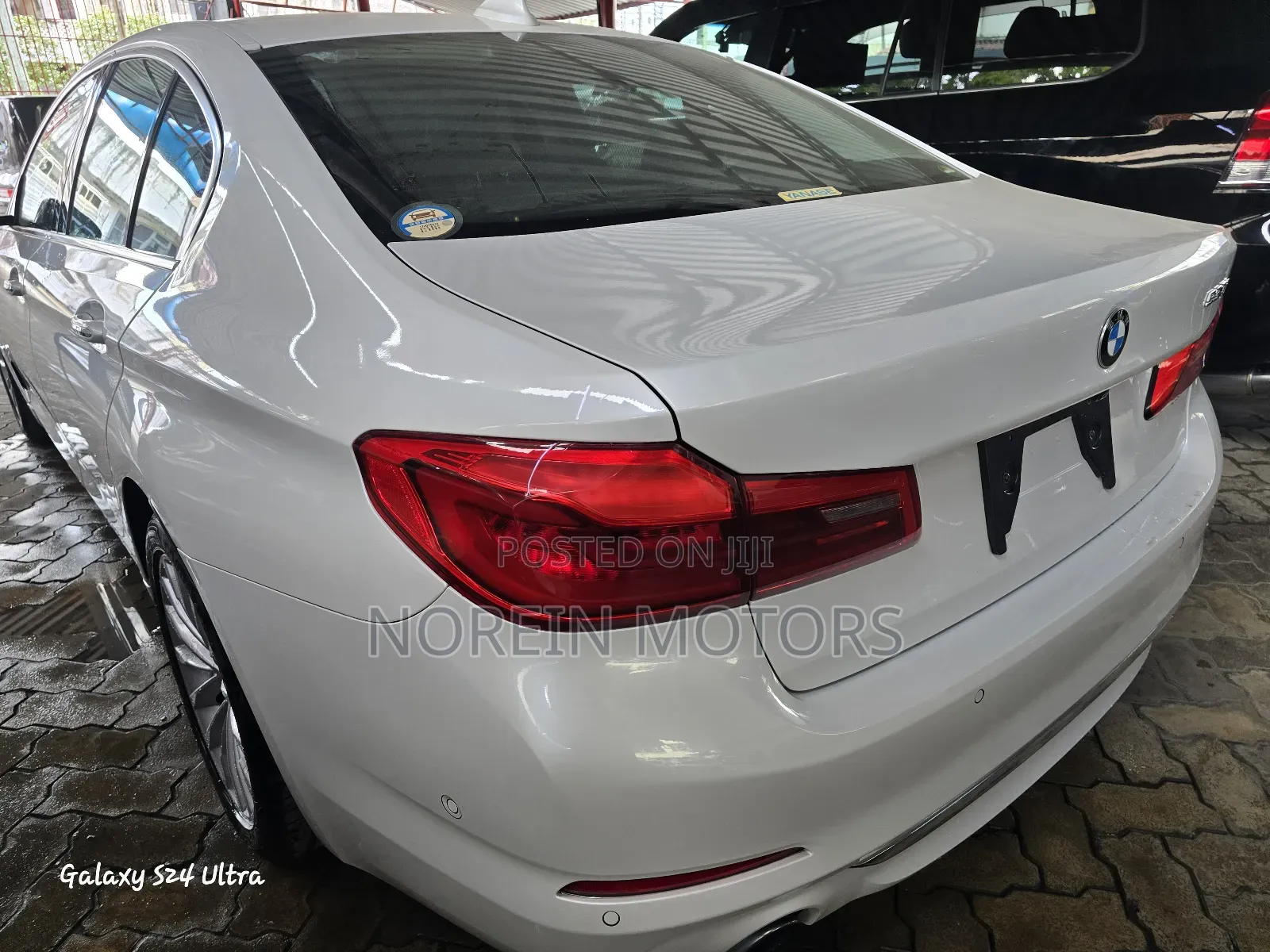 BMW 530i 2017 Off white