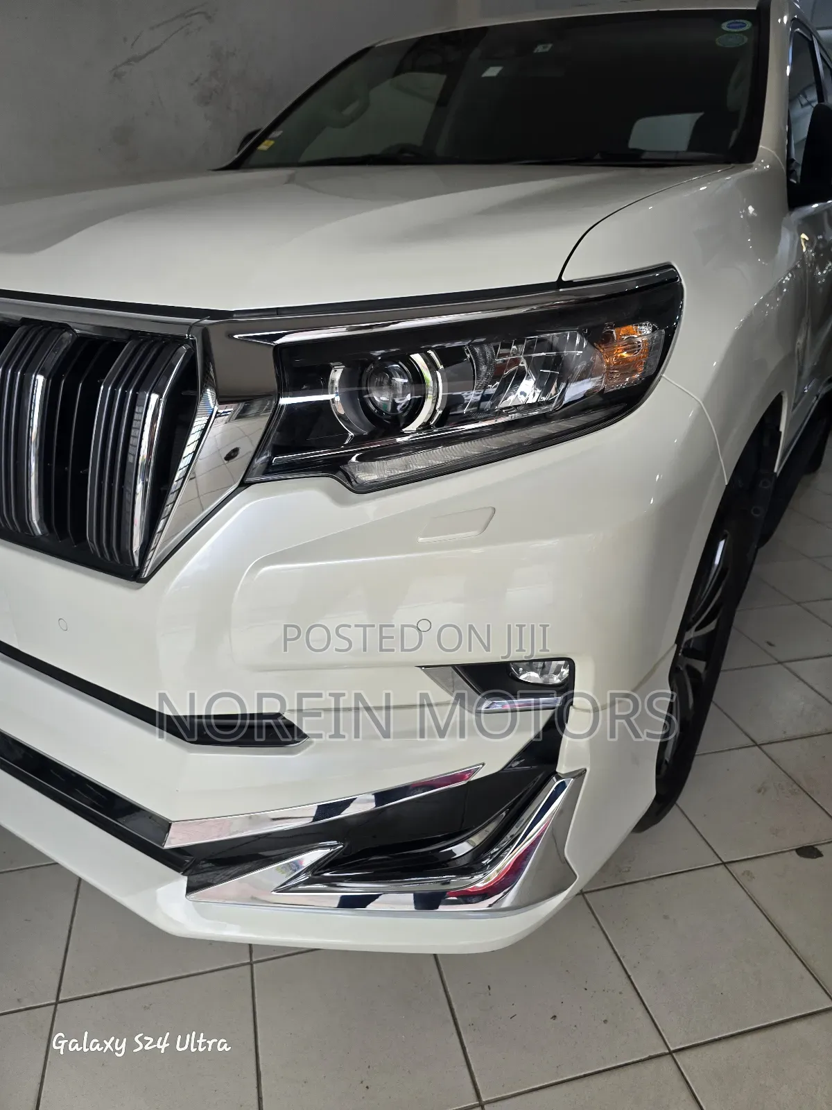Toyota Land Cruiser Prado 2018 Off white