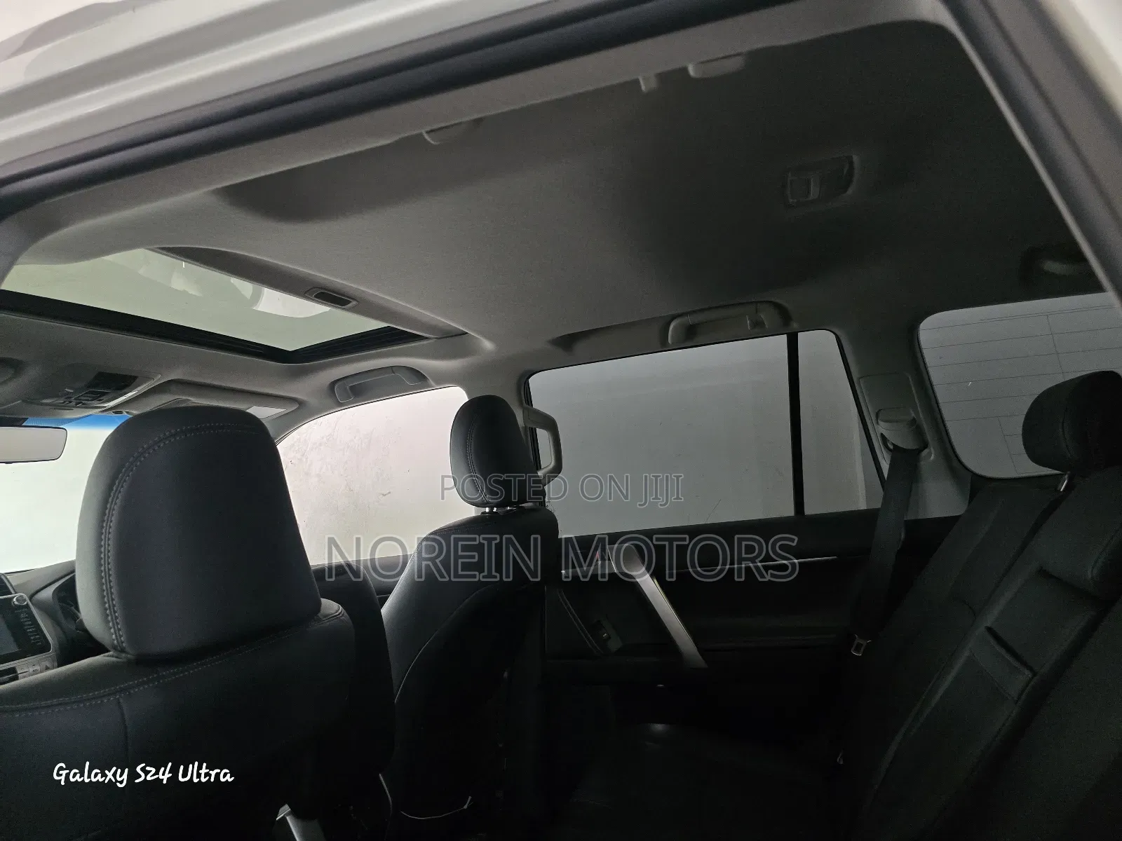 Toyota Land Cruiser Prado 2018 Off white