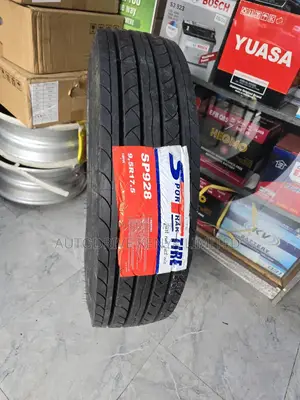 9.5R17.5 Sportrak Tire