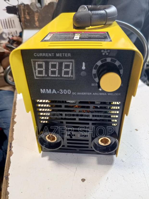 300A Dewalt Portable Welder - thumbnail 2