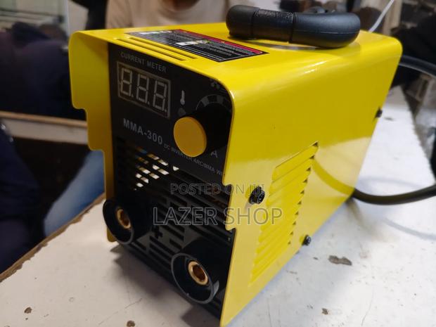 300A Dewalt Portable Welder - thumbnail 3