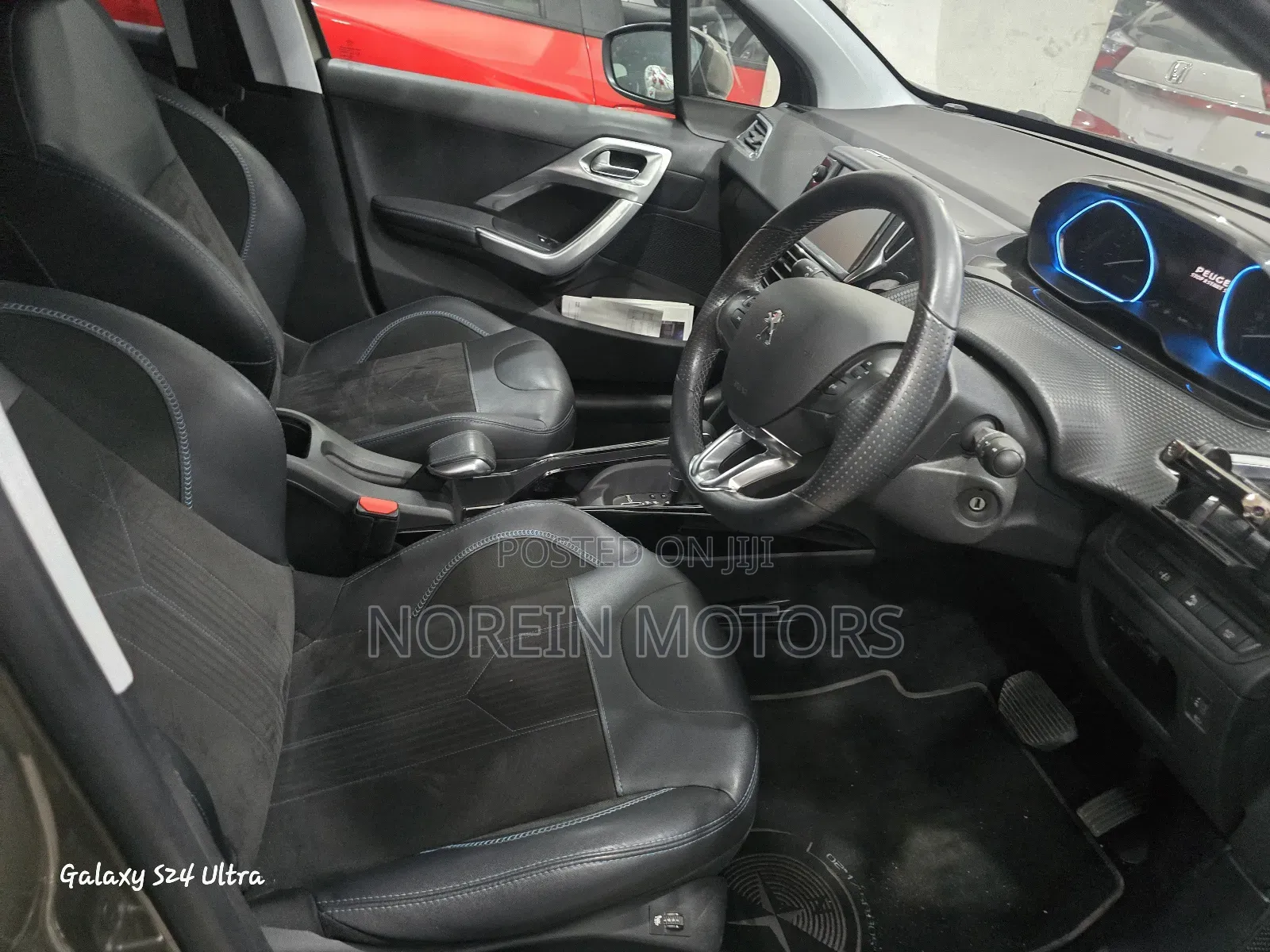 Peugeot 2008 2018 Brown