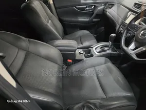 Nissan X-Trail 2017 Green