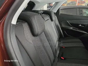 Peugeot 3008 2018 Brown
