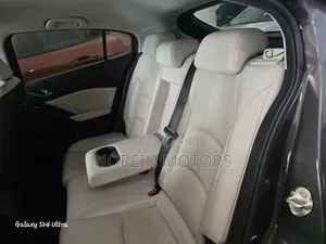 Mazda Axela 2017 Gray