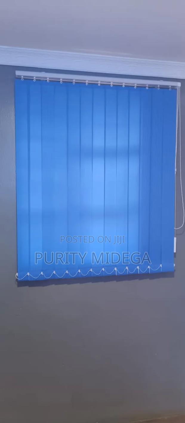 Classy and Colouful Office Blinds - thumbnail 3