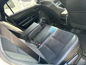 Toyota Harrier 2.0 Turbo 4WD 2018 White