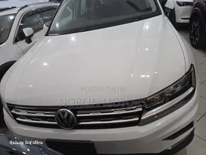 Volkswagen Tiguan 2018 Off white