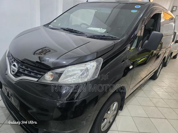 Nissan NV200 2017 Black - thumbnail 4