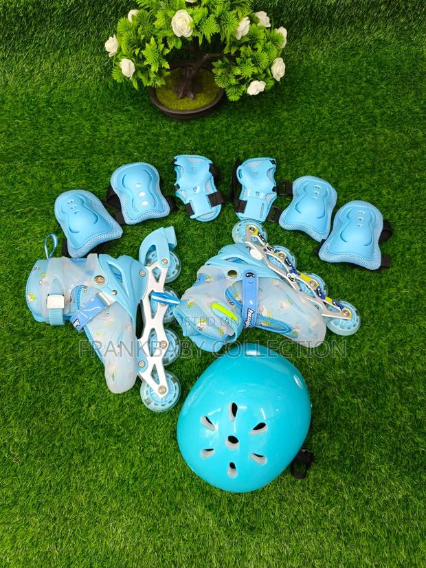 Premium Quality Roller Skate Kit - Complete Set (Blue,)