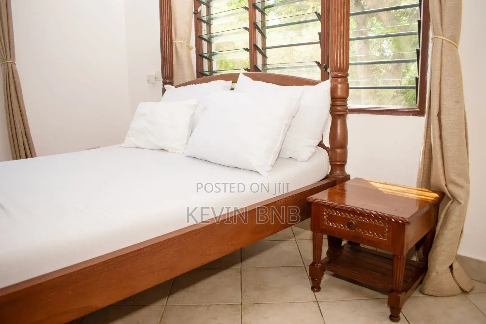 Diani Airbnb 3 Bedroom Private Villa, Large Pool Diani BNB