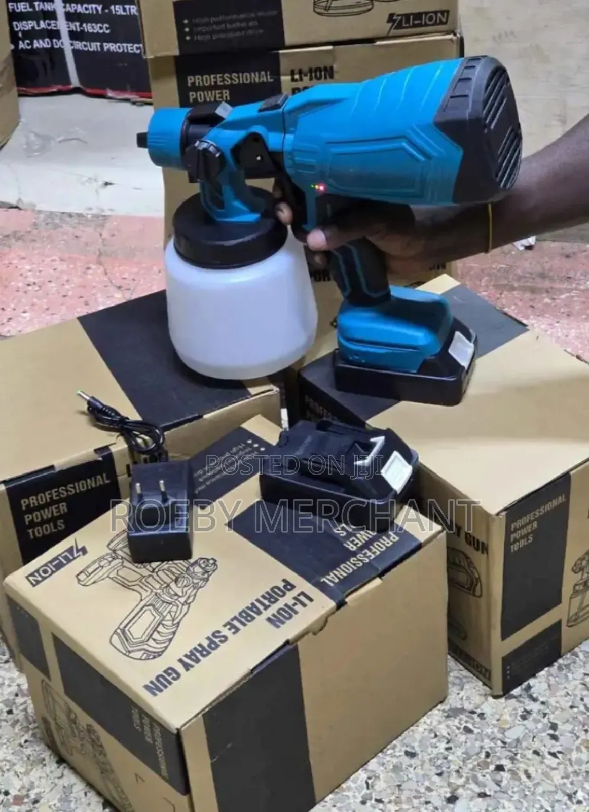 Portable Makita Cordless Spray Gun