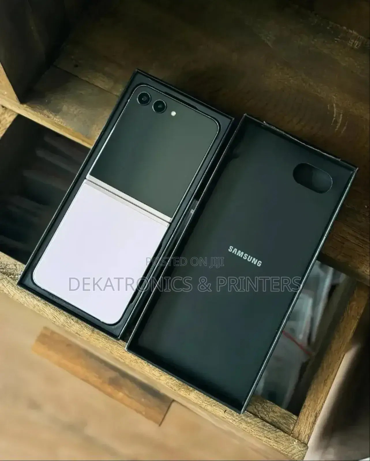 New Samsung Galaxy Z Flip5 256 GB Purple