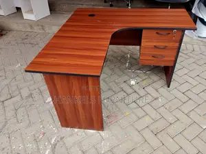 L Fashioned Desk