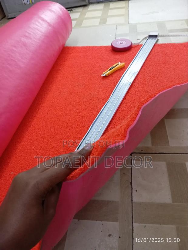 Antislip Runners Easy to Clean Spaghetti Antislip Red Rugs - main view