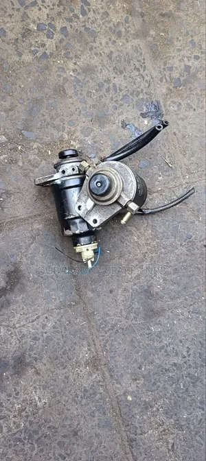 Hand Pumps Td27,E24, Caravan 3l,5l,7l,9l Hiace.