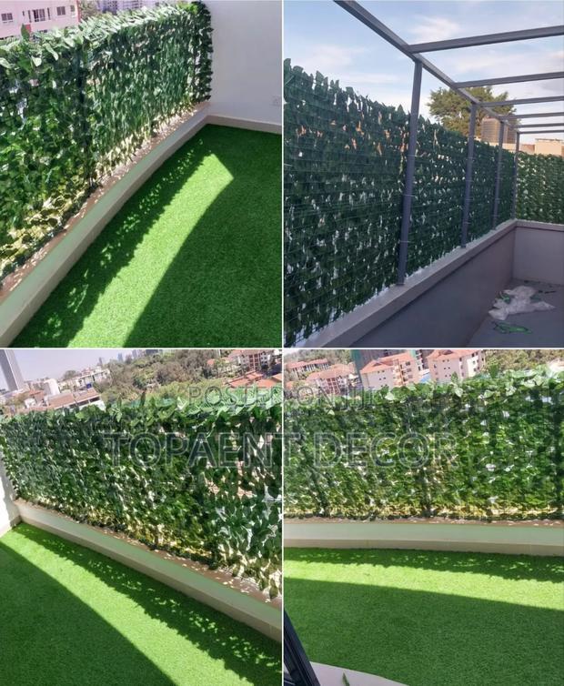 Artificial Wall Flowers and Privacy Fence Wind Breaker Fence - main view