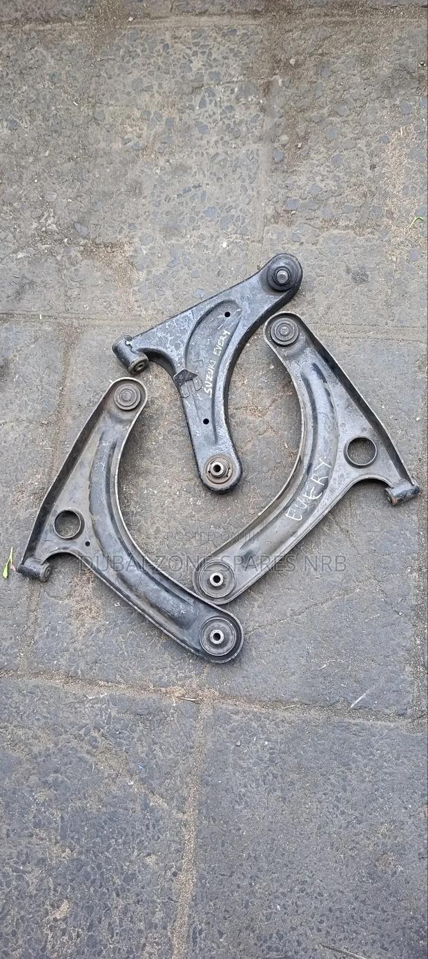 Suzuki Every Control Arms. - thumbnail 3
