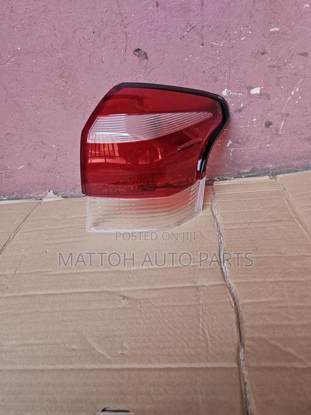 Tailight Lens Fielder 2017